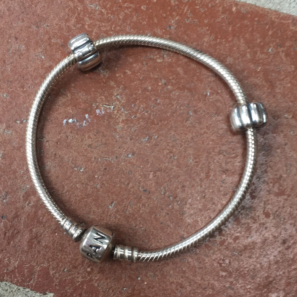 Authentic EUC Pandora Bracelet